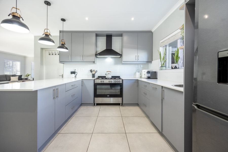 To Let 3 Bedroom Property for Rent in Brackenfell South Western Cape
